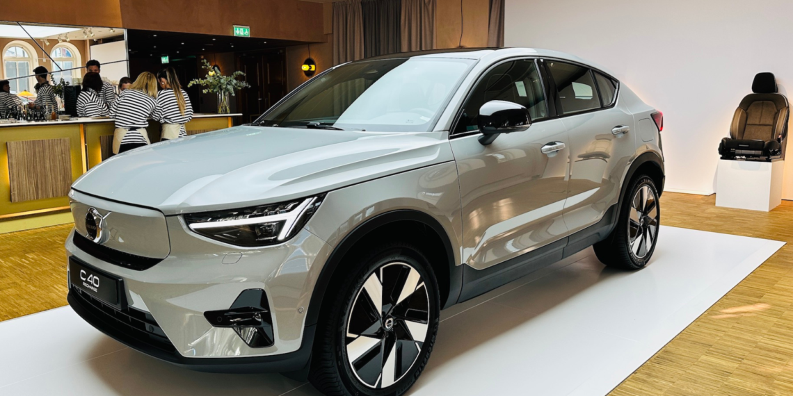 Volvo’s 2024 RWD XC40 Recharge And RWD C40 Recharge Take Center Stage ...